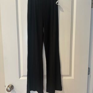 GAP Black Wide Leg Ribbed pants